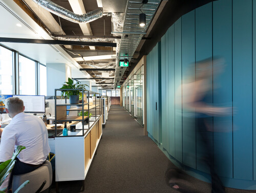 HGM Back of House workplace and meeting rooms around building core